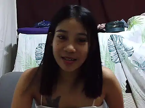 Snapshot of pinay_lovely66 chatting on March 6, 3:47 am pinay lovely66 online show from March 6, 3:47 am