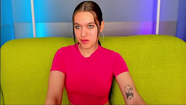 AishaTempt online show from May 7, 8:52 am