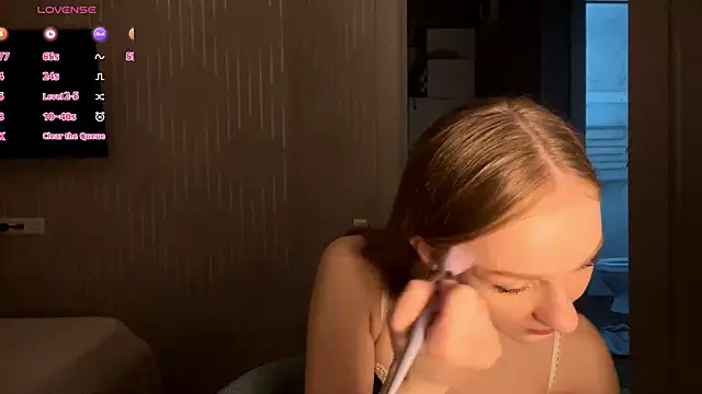 Anika Socutehe online show from May 4, 11:12 pm