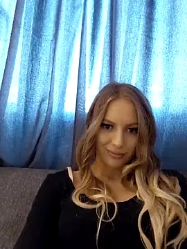 AlishaWey online show from March 22, 7:12 am