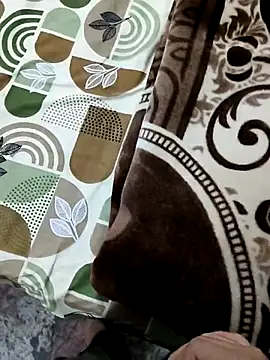 Snapshot of shybullggn chatting on April 2, 12:36 pm shybullggn online show from April 2, 12:36 pm