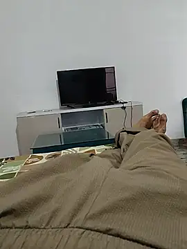 shybullggn online show from May 22, 4:52 am