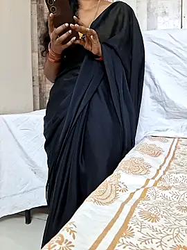 Snapshot of AnushaTelugu chatting on June 10, 7:13 pm AnushaTelugu online show from June 10, 7:13 pm