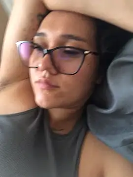 maryjane3333  online show from March 27, 7:24 pm