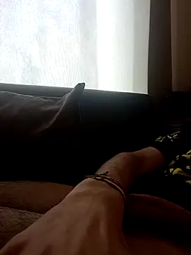 Snapshot of jayden-077 chatting on April 5, 2:25 pm jayden-077 online show from April 5, 2:25 pm