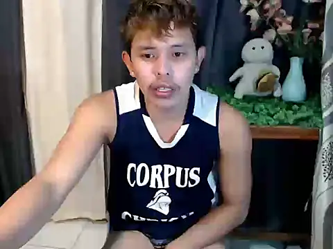 Snapshot of Baby_Maxxx chatting on March 31, 8:59 am Baby Maxxx online show from March 31, 8:59 am