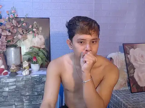 Baby Maxxx online show from May 13, 10:34 am