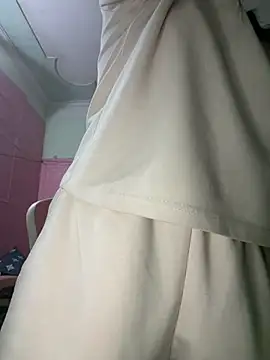 Leeeeiu online show from June 21, 3:14 pm