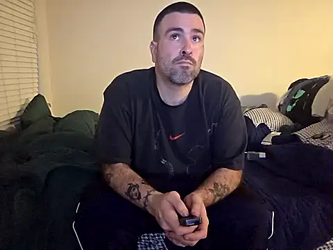 Snapshot of Biggbaddwulf7 chatting on February 28, 10:38 am Biggbaddwulf7 online show from February 28, 10:38 am