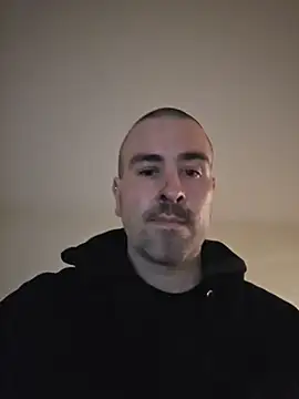 Snapshot of Biggbaddwulf7 chatting on March 24, 9:03 am Biggbaddwulf7 online show from March 24, 9:03 am