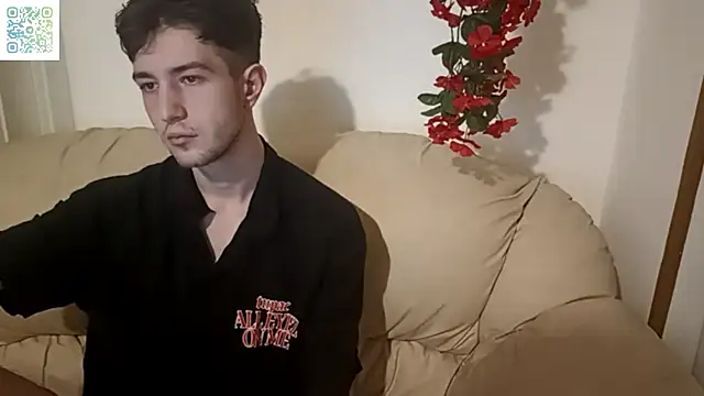 Snapshot of _ZaneX chatting on March 4, 8:15 pm ZaneX online show from March 4, 8:15 pm