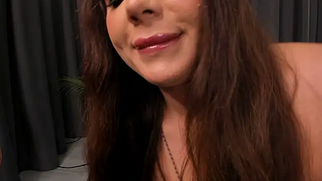 Ashlee Angel online show from May 9, 2:33 pm