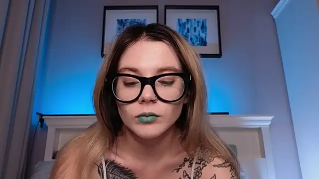 AliceTease online show from May 16, 7:23 pm