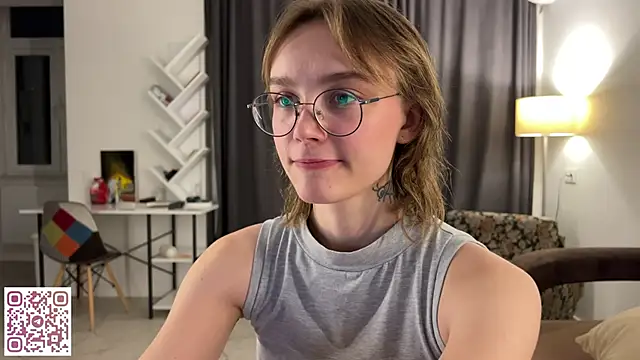 Lolatatee online show from May 7, 5:29 pm