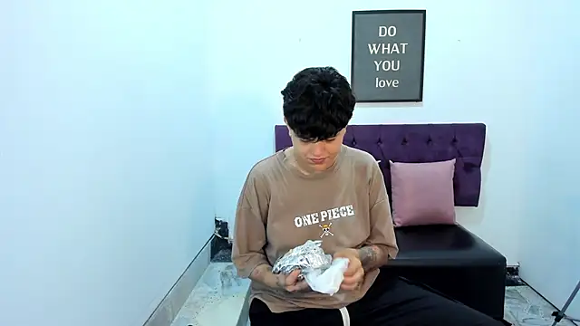 Snapshot of TomBoy_Natali chatting on March 20, 1:16 pm TomBoy Natali online show from March 20, 1:16 pm