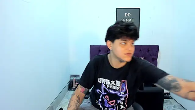 Snapshot of TomBoy_Natali chatting on March 24, 7:08 pm TomBoy Natali online show from March 24, 7:08 pm