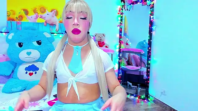 Dulce Fabiana  online show from March 15, 8:59 pm