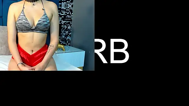 Snapshot of reze_chaw chatting on April 10, 8:35 pm reze chaw online show from April 10, 8:35 pm