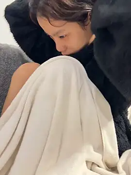 Snapshot of x-xiaotian chatting on March 23, 6:12 pm x-xiaotian online show from March 23, 6:12 pm