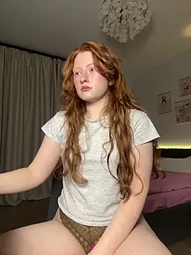 gingerlatte online show from March 17, 8:12 pm