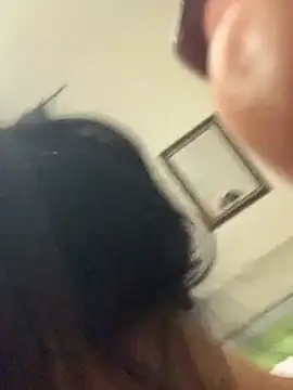 Snapshot of bla696922 chatting on March 26, 5:02 am bla696922 online show from March 26, 5:02 am