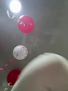 Snapshot of __Nahomy chatting on March 5, 11:28 am Nahomy online show from March 5, 11:28 am