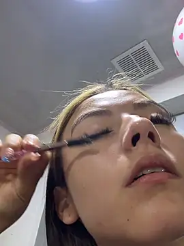 Snapshot of __Nahomy chatting on March 6, 11:28 am Nahomy online show from March 6, 11:28 am