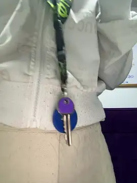 Snapshot of __Nahomy chatting on March 10, 11:37 am Nahomy online show from March 10, 11:37 am