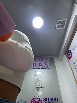 Snapshot of __Nahomy chatting on March 25, 11:38 am Nahomy online show from March 25, 11:38 am