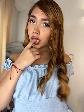 Snapshot of CyberMiaXXX chatting on March 4, 9:21 pm CyberMiaXXX online show from March 4, 9:21 pm