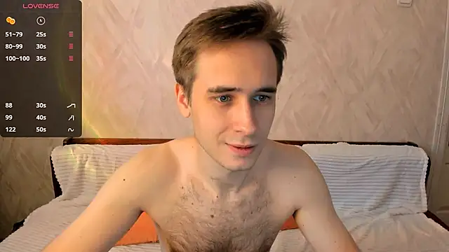 Snapshot of Alfred_bucks chatting on March 22, 11:24 am Alfred bucks online show from March 22, 11:24 am