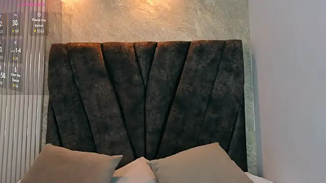 Snapshot of sophia_grasson chatting on April 2, 10:46 am sophia grasson online show from April 2, 10:46 am