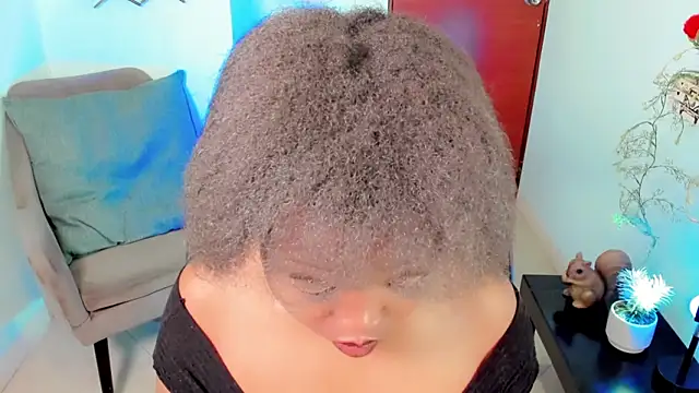 Snapshot of Mila_Kuniss chatting on March 10, 2:11 pm Mila Kuniss online show from March 10, 2:11 pm