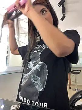 Snapshot of VioletaHills_ chatting on March 6, 12:23 pm VioletaHills online show from March 6, 12:23 pm