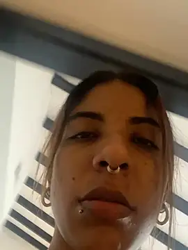 VioletaHills  online show from May 12, 12:35 pm
