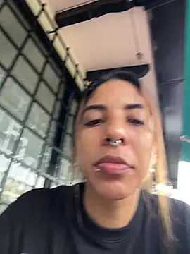 VioletaHills  online show from May 14, 12:23 pm