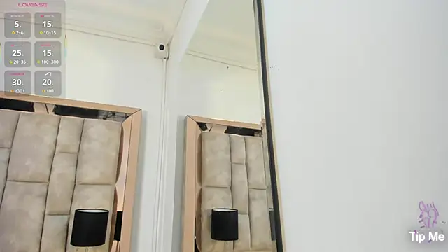 Snapshot of Titan_Moreno_ chatting on March 26, 12:00 pm Titan Moreno online show from March 26, 12:00 pm