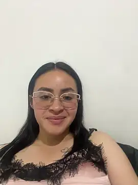 Snapshot of Anni_Rose chatting on March 8, 2:48 am Anni Rose online show from March 8, 2:48 am