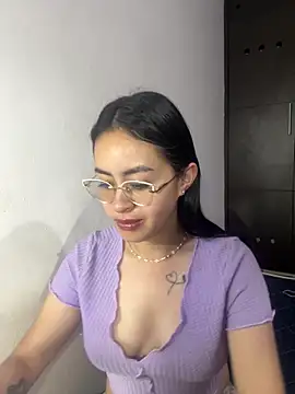 Snapshot of Anni_Rose chatting on March 21, 9:03 am Anni Rose online show from March 21, 9:03 am