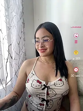 Snapshot of Anni_Rose chatting on April 30, 8:57 pm Anni Rose online show from April 30, 8:57 pm