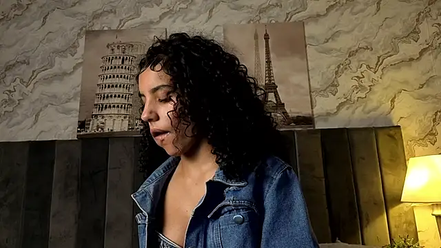 Snapshot of ElizabethSwift chatting on April 1, 11:44 am ElizabethSwift online show from April 1, 11:44 am