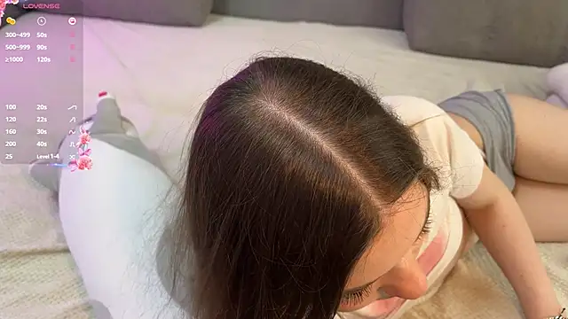 Snapshot of Silena_bb chatting on March 5, 11:39 am Silena bb online show from March 5, 11:39 am