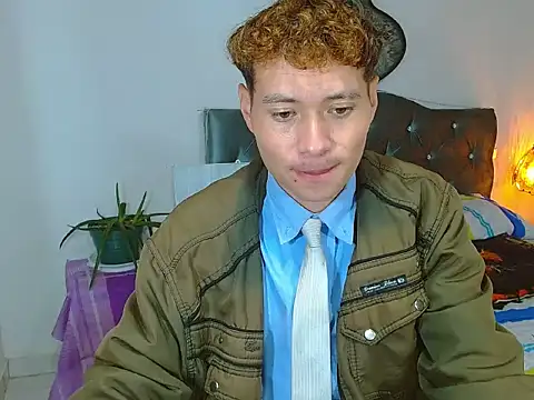  Santi2 online show from April 1, 8:26 am