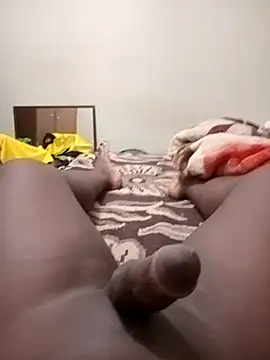 Snapshot of D-fuck-n chatting on February 28, 10:33 pm D-fuck-n online show from February 28, 10:33 pm