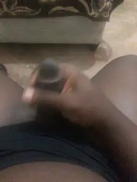 Snapshot of D-fuck-n chatting on March 29, 10:43 pm D-fuck-n online show from March 29, 10:43 pm