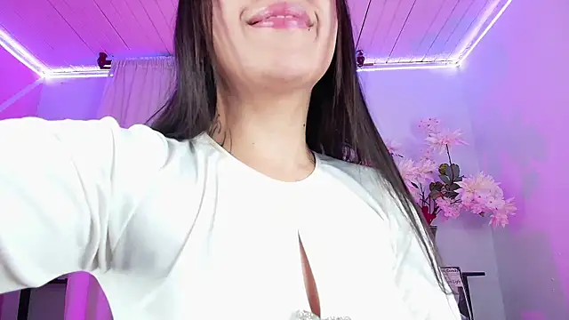 Snapshot of Andrejoness chatting on March 26, 5:46 am Andrejoness online show from March 26, 5:46 am