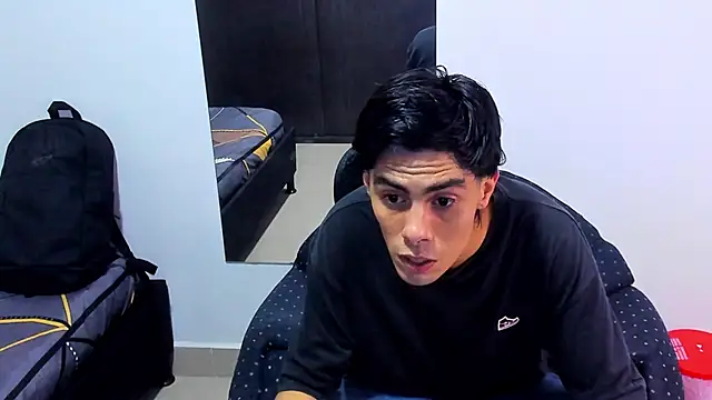 Snapshot of Daniel_Rochax chatting on March 6, 12:01 pm Daniel Rochax online show from March 6, 12:01 pm