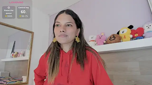 Snapshot of EmmaSanchez_ chatting on May 8, 9:42 pm EmmaSanchez online show from May 8, 9:42 pm