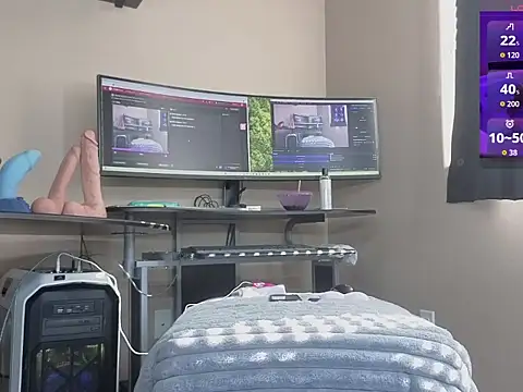 Snapshot of sam_damn chatting on March 18, 6:22 pm sam damn online show from March 18, 6:22 pm