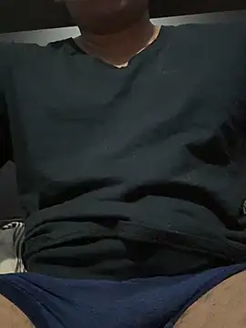 Snapshot of Lupman23667 chatting on March 15, 10:21 am Lupman23667 online show from March 15, 10:21 am